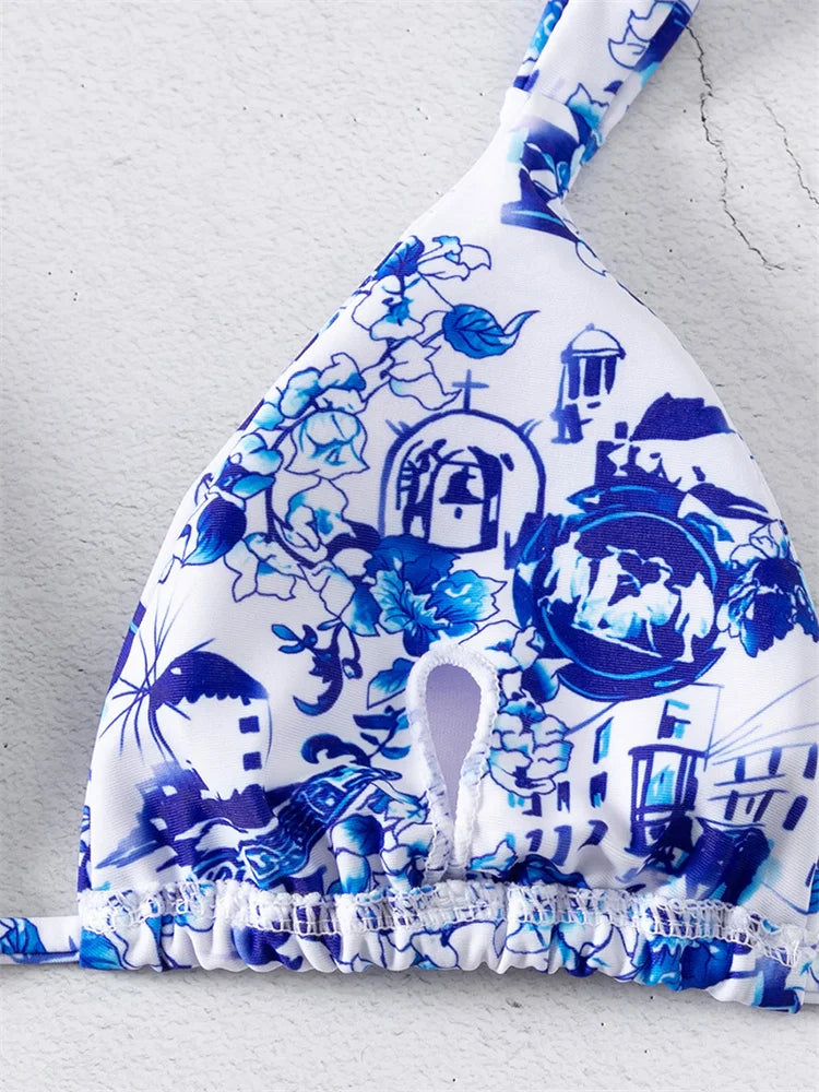 Mini Brésilien Tanga top in blue floral print with removable pads | SuzzaneMarket