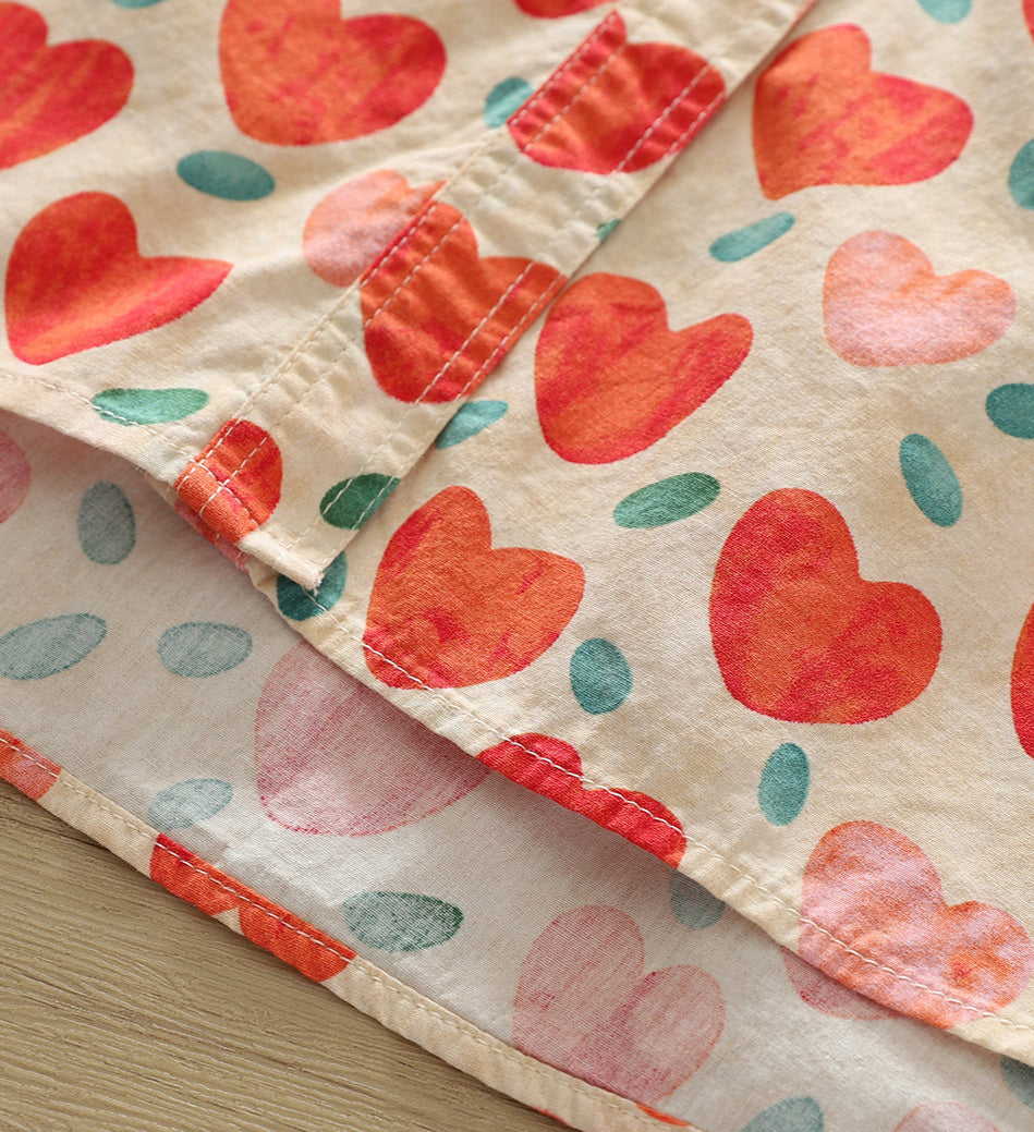 Vintage Chemise Coton Batik with red heart patterns, long sleeves, and relaxed fit | SuzzaneMarket