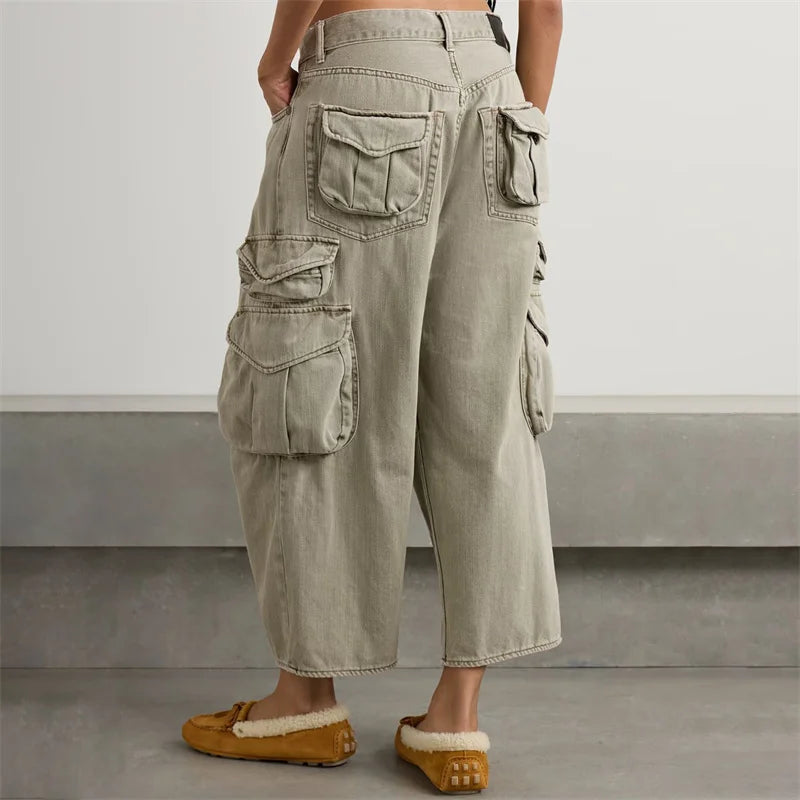 Back view of beige baggy jeans cargo with multiple pockets, perfect for loose fit styling | SuzzaneMarket.
