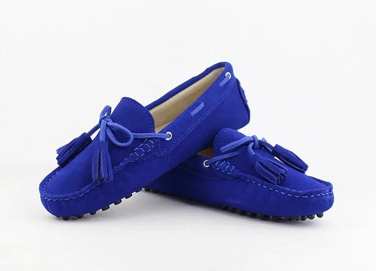 Loafers en Cuir Suède bleus avec pompons, confort textile, semelle picots | SuzzaneMarket