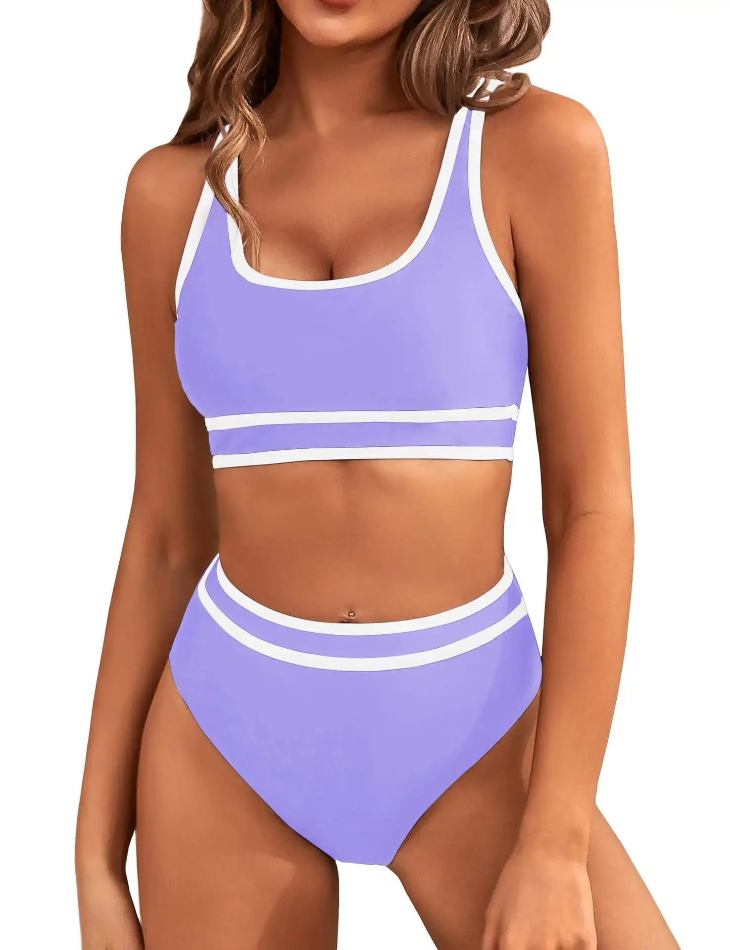 Maillot 2 pièces sport en violet, culotte taille haute et haut avec bretelles larges | SuzzaneMarket