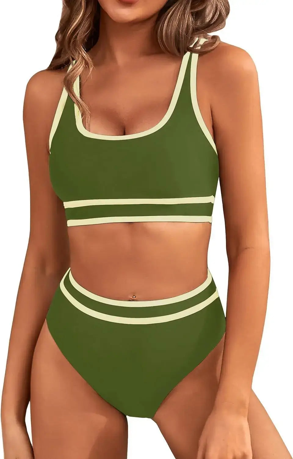 Maillot 2 pièces sport vert olive, culotte taille haute et haut à larges bandes | SuzanneMarket