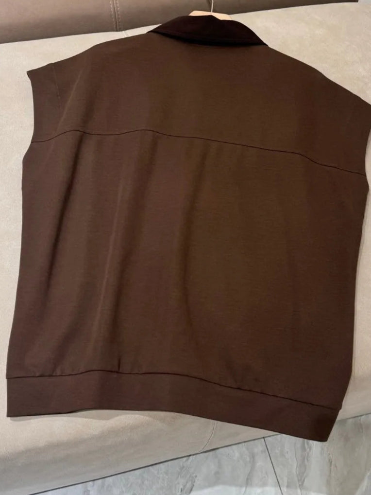 Polo Jersey Fin LITO, brown sleeveless cotton jersey with contrast collar and zipper, stylish and comfortable | SuzzaneMarket