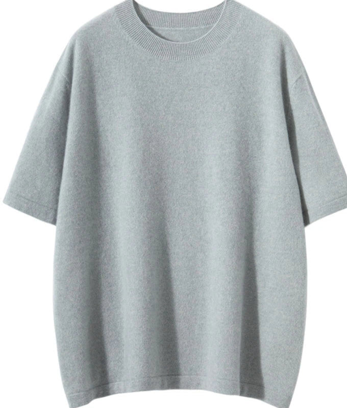 Pull cachemire printemps en gris, manches courtes, col rond, coupe loose. Ultra doux et confortable | SuzzaneMarket