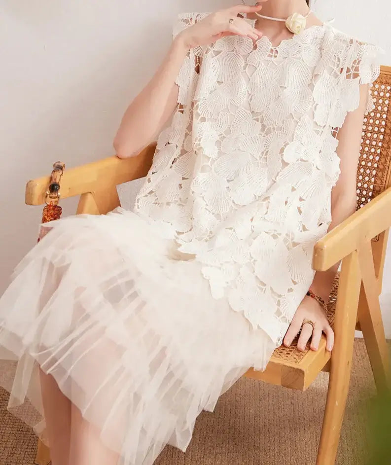 Robe Romantique Dentelle et Transparence en polyester, haut en dentelle avec jupe plissée, à enfiler | SuzzaneMarket