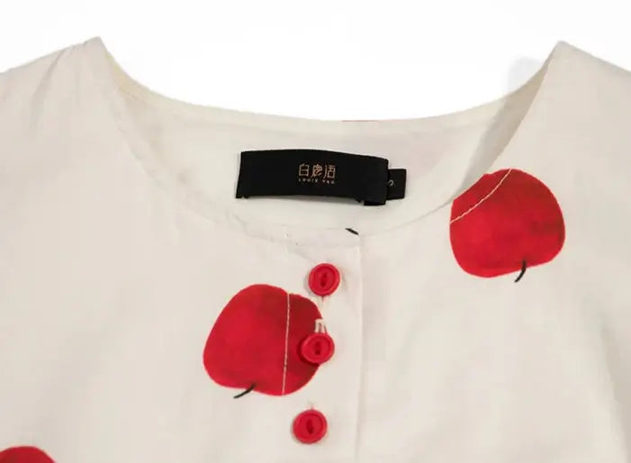 Robe Fraiche Coton - MODII - avec boutons rouges et motif cerise, créée par SuzzaneMarket.