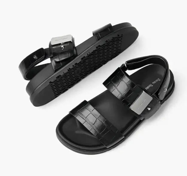 Sandales Gladiator en cuir frappé noir, larges brides et bride réglable par scratch | SuzzaneMarket