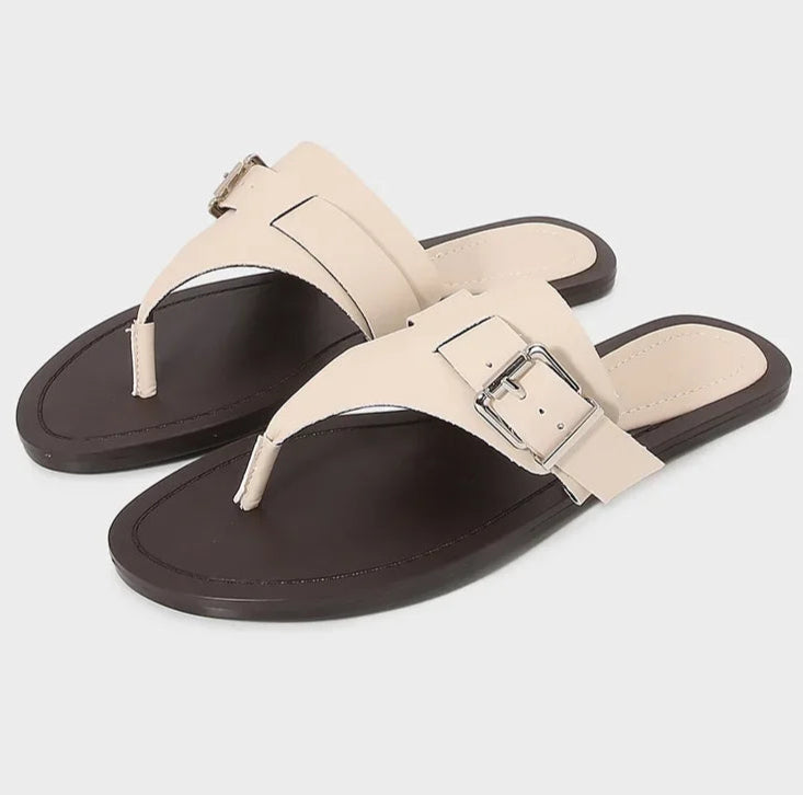 Tongs Souples Chics - TIRIS - avec bride décorative et cuir synthétique | SuzzaneMarket