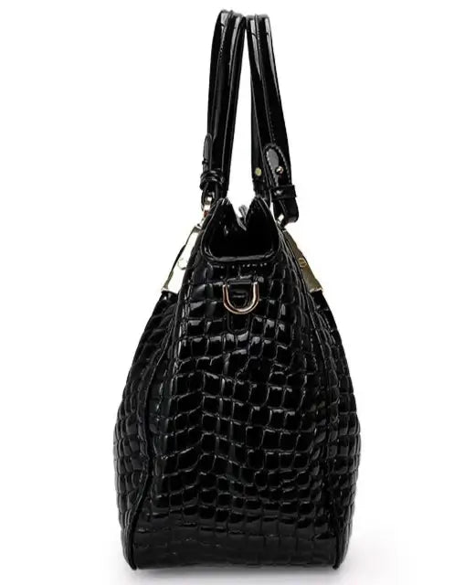 Sac Tote Cuir Croco Noir, grand sac cabas en cuir pleine peau, impression crocodile avec anses. SuzzaneMarket