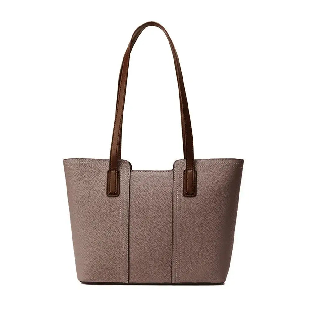 Sac Tote Cuir Grainé CASSI en couleur taupe, grand format avec double anse, poches intérieures et fermeture zipper.