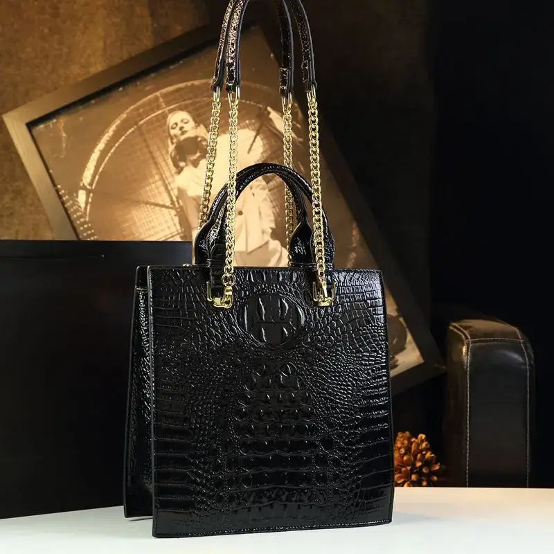Sac Tote Cuir Croco noir avec double anse et chaîne, élégant et structuré - SuzzaneMarket.