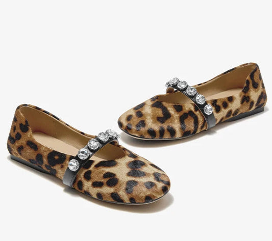 Mary Janes Cuir Poulain DUNA in leopard print with rhinestone decoration | SuzzaneMarket