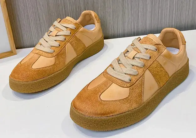 Baskets bi-colore en cuir et suède, semelle épaisse en gomme, confort optimal | Suzzanemarket