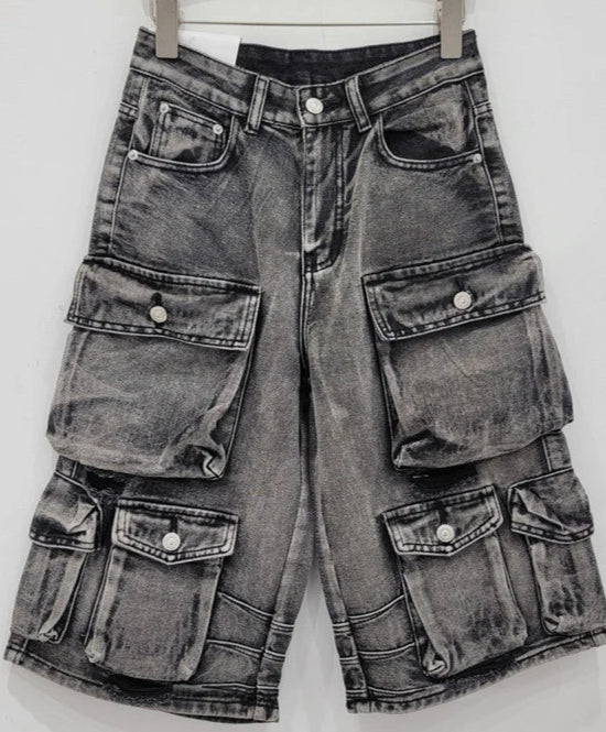 Bermuda Cargo Denim - WEND, délavé et vieilli, taille haute, multi poches, fermeture zipper | SuzzaneMarket