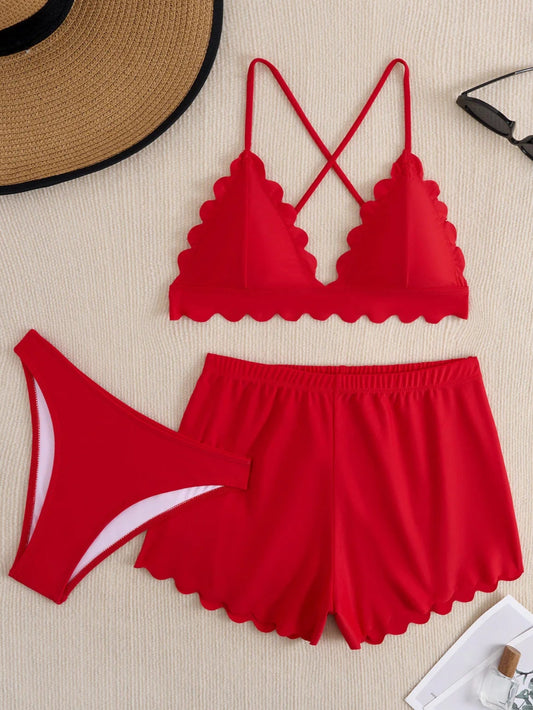 Ensemble bikini rouge haut triangle avec culotte tanga et mini-short assorti |SuzzaneMarket