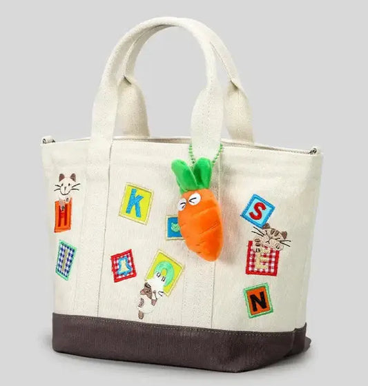 Cabas Kawaii Japonais SAKI avec motifs colorés et porte-clés carotte | SuzzaneMarket