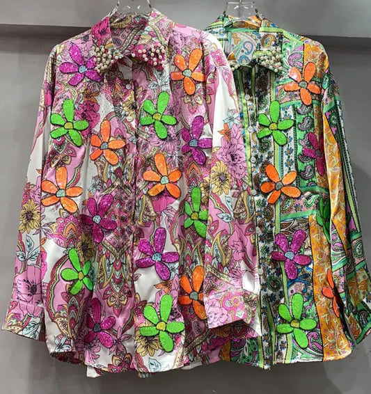 Chemise Pop Ample avec imprimé fleurs et décorations perles, disponible en 2 couleurs | SuzzaneMarket