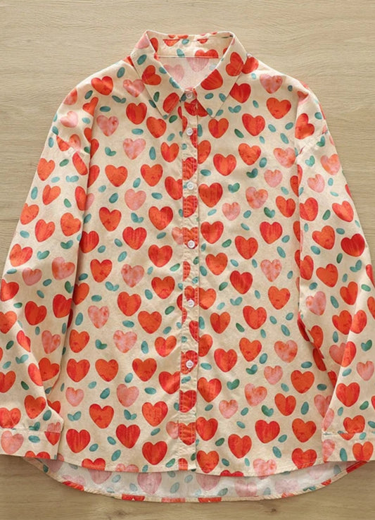 Chemise vintage Coton Batik avec motif cœurs rouges, manches longues, coupe droite, taille unique | SuzzaneMarket.