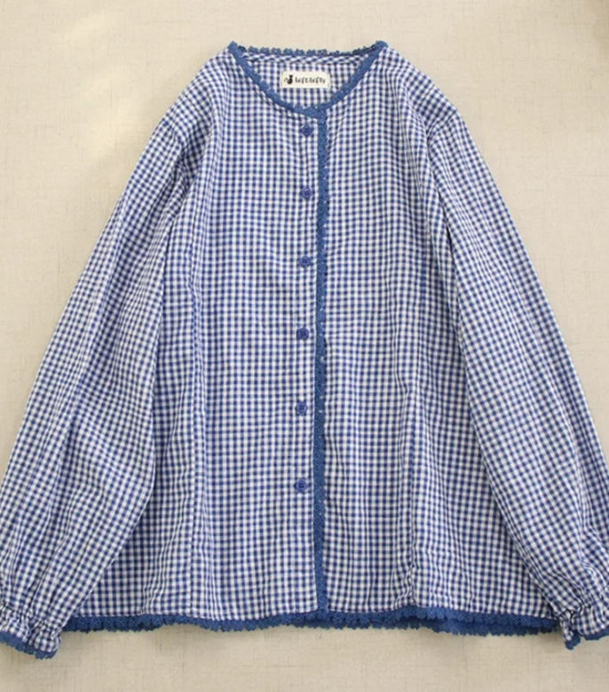 Chemise Japonaise Mori à manches longues, motif vichy bleu et blanc, bord festonné, taille unique | SuzzaneMarket
