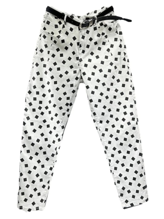 Jeans Droit Imprimé de CLEO en noir et blanc, taille haute, coupe slim, légèrement stretch | SuzzaneMarket