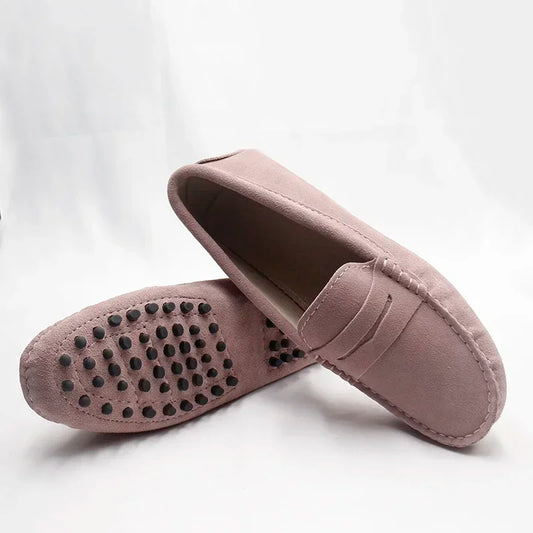Loafers en cuir suède rose, doublure textile, semelle intérieure confortable, semelle à picots en caoutchouc | SuzzaneMarket