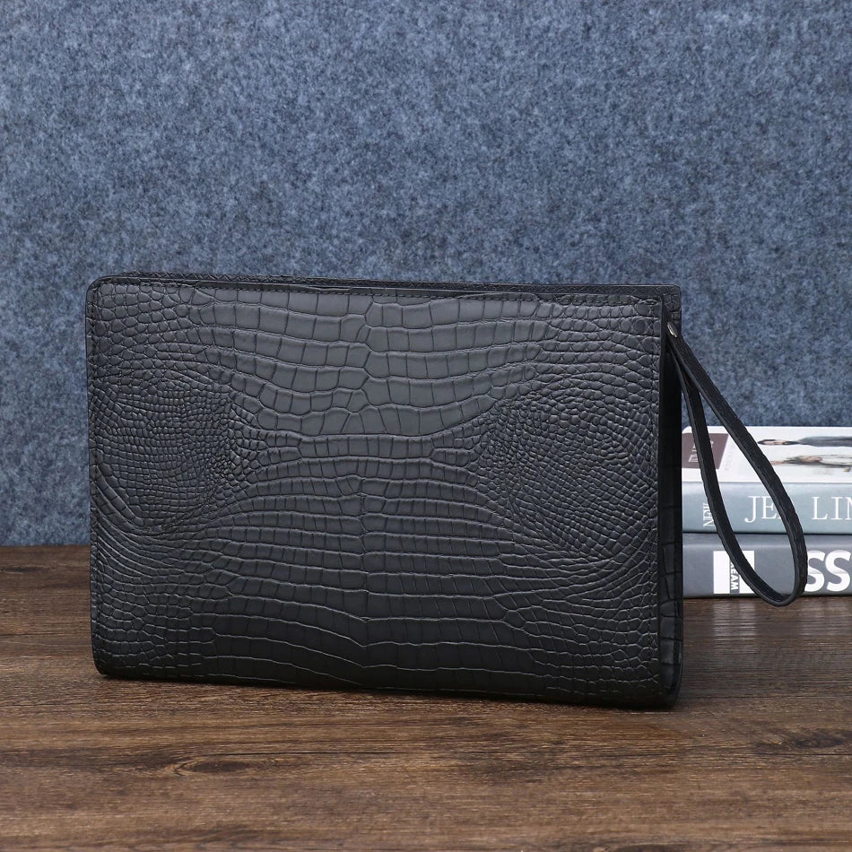 Pochette Dundee en Cuir Véritable Noire Motif Croco