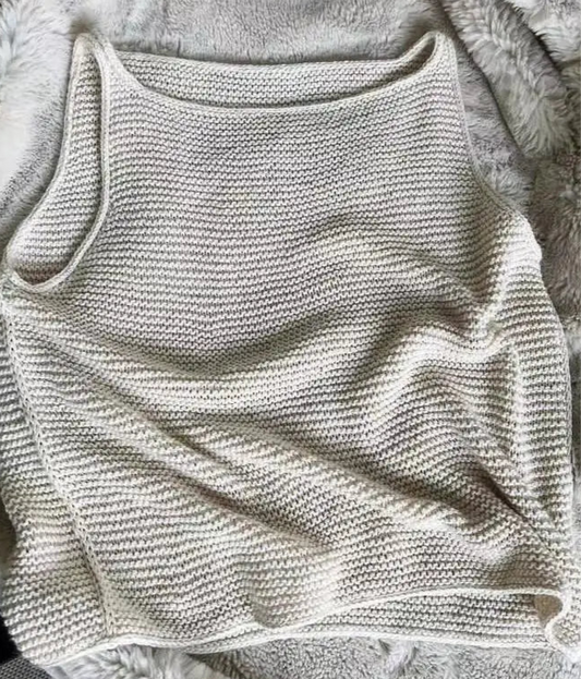 Débardeur tricot fin en laine douce, coupe carrée, emmanchures dégagées | SuzzaneMarket
