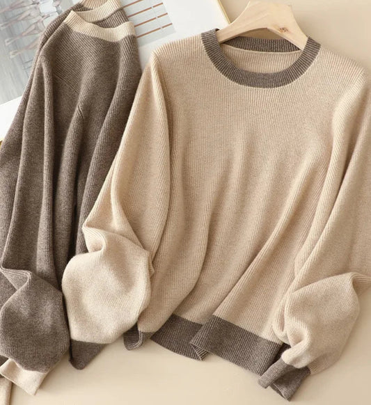 Pull bi-colore 100% cachemire, coupe loose fit, souple et confortable, disponible en 2 tailles | SuzzaneMarket