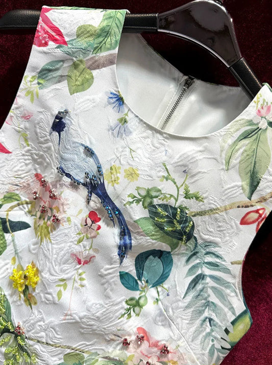 Robe imprimée brodée DANA avec motifs floraux et oiseaux, col rond, détail de perles | SuzzaneMarket.