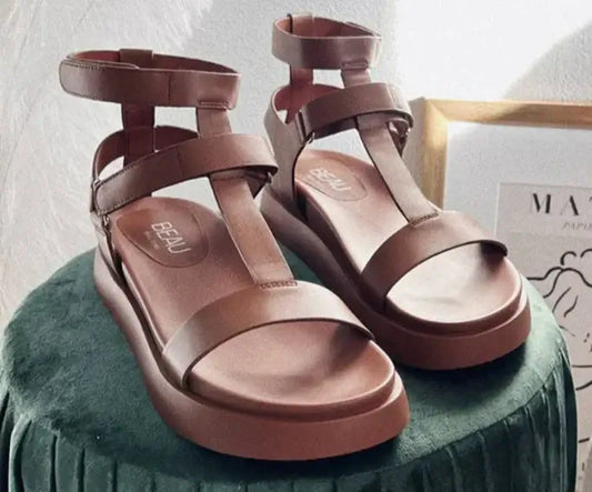 T-bar compensées sandales gladiateur marron avec double bride cheville | SuzzaneMarket