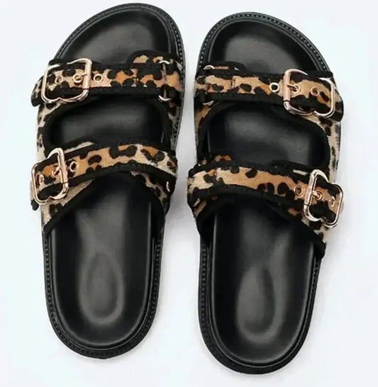 Claquettes Gladiator Léopard en cuir synthétique avec double bride et semelle compensée |SuzzaneMarket