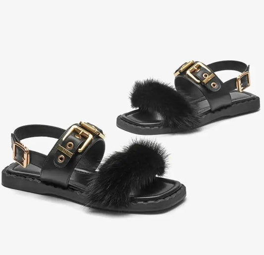 Sandales gladiator en cuir noir avec fourrure et boucle réglable | SuzzaneMarket