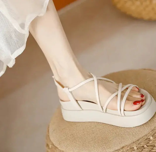 Sandales Romaines Plateforme en cuir, élégantes et confortables. Parfaites pour l'été. | SuzzaneMarket