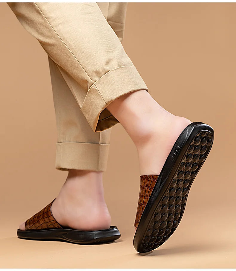 Slippers Croco Brown 4