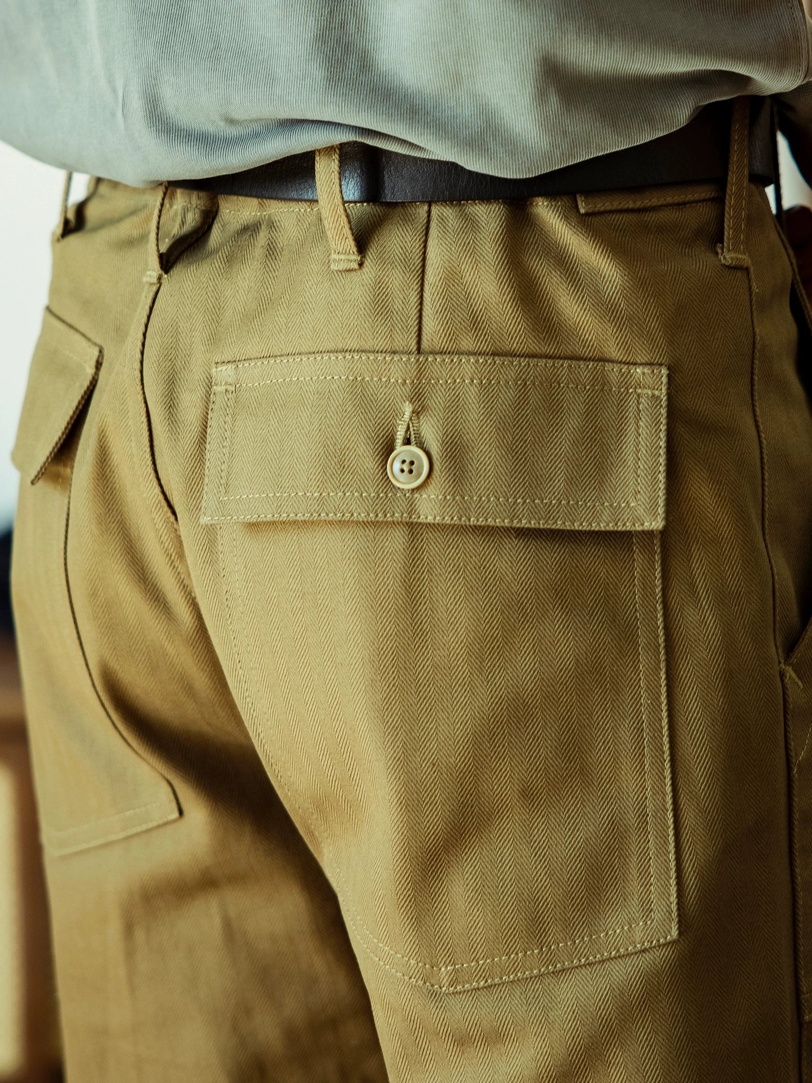 Pantalon Sergent poches arrières 