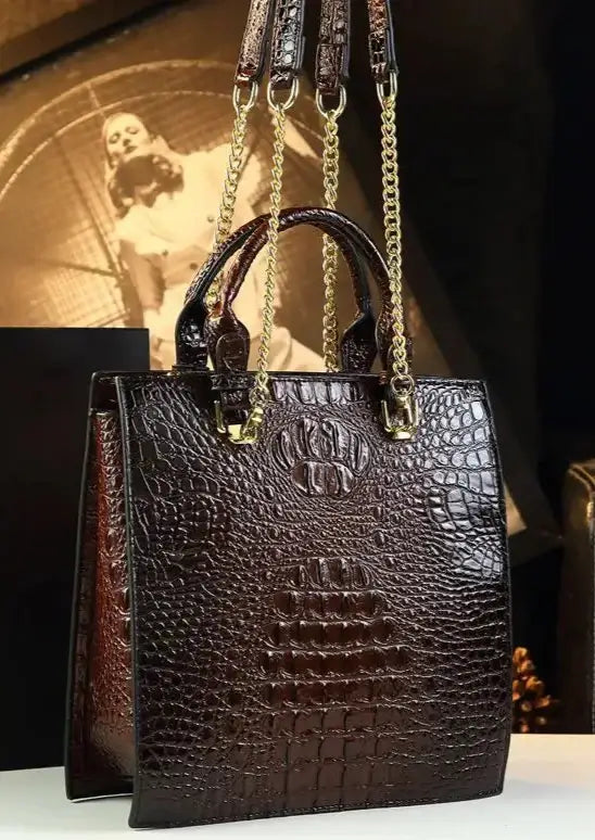 Sac Tote Cuir Croco marron DOXIE avec double anse et chaîne, SuzzaneMarket.
