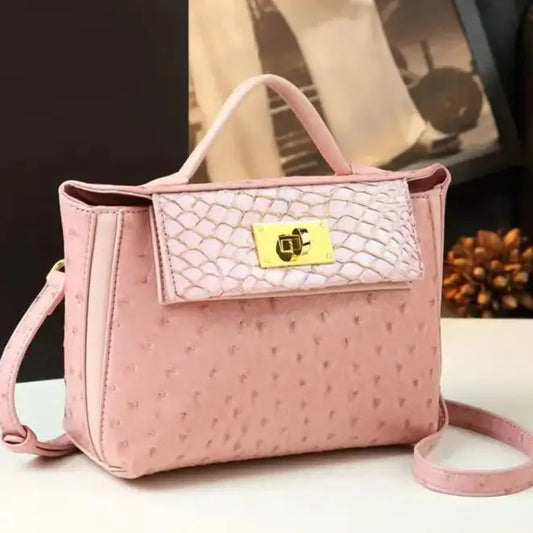 Petit sac rétro en cuir autruche rose avec boucle et poignée - SuzzaneMarket